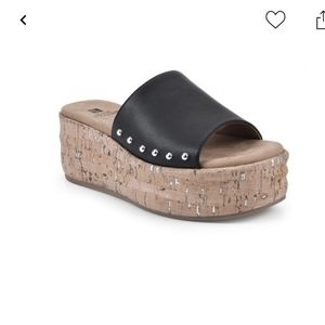 white mountain tuition platform clogs